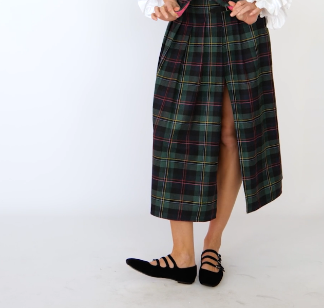 33008 Side Zippered Plaid Pleated Scottish Tartan Skirt - Brown Loft