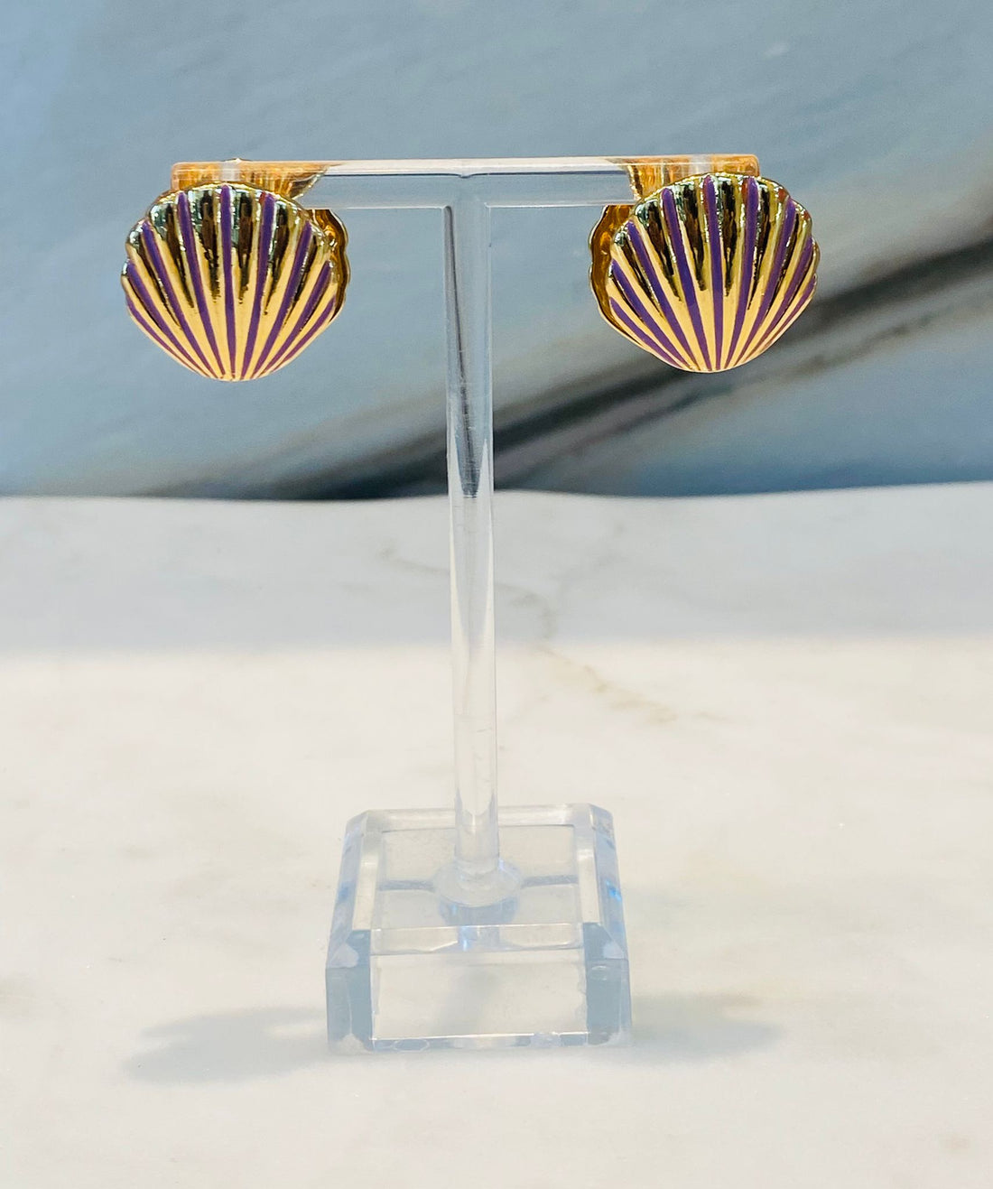 Shelly Earrings أقراط بمشبك على شكل صدفة المحار