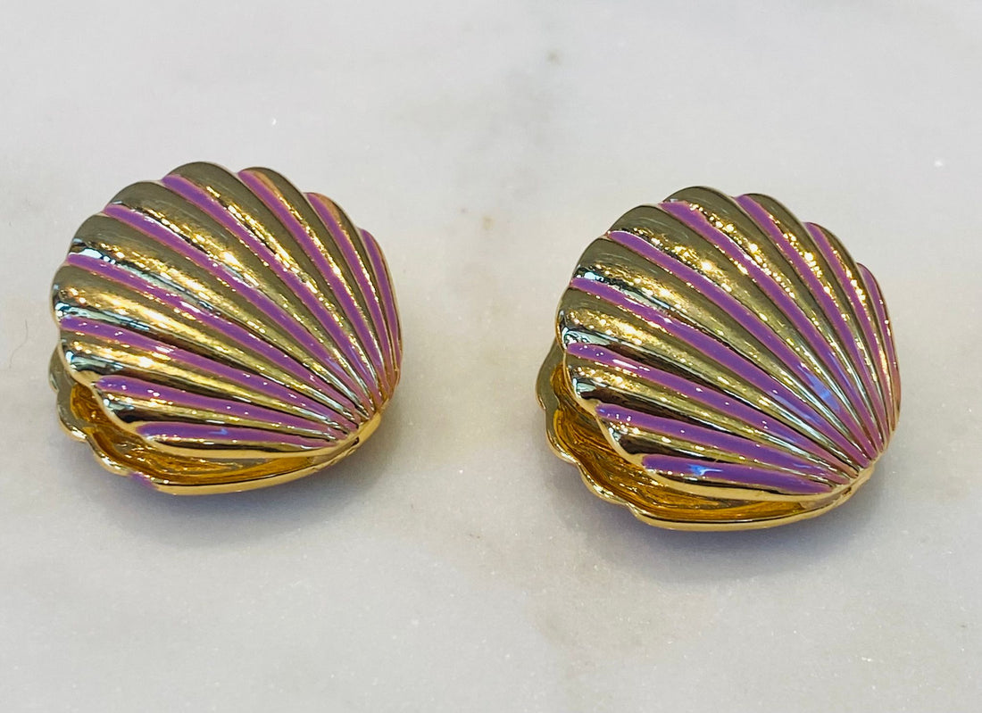Shelly Earrings أقراط بمشبك على شكل صدفة المحار