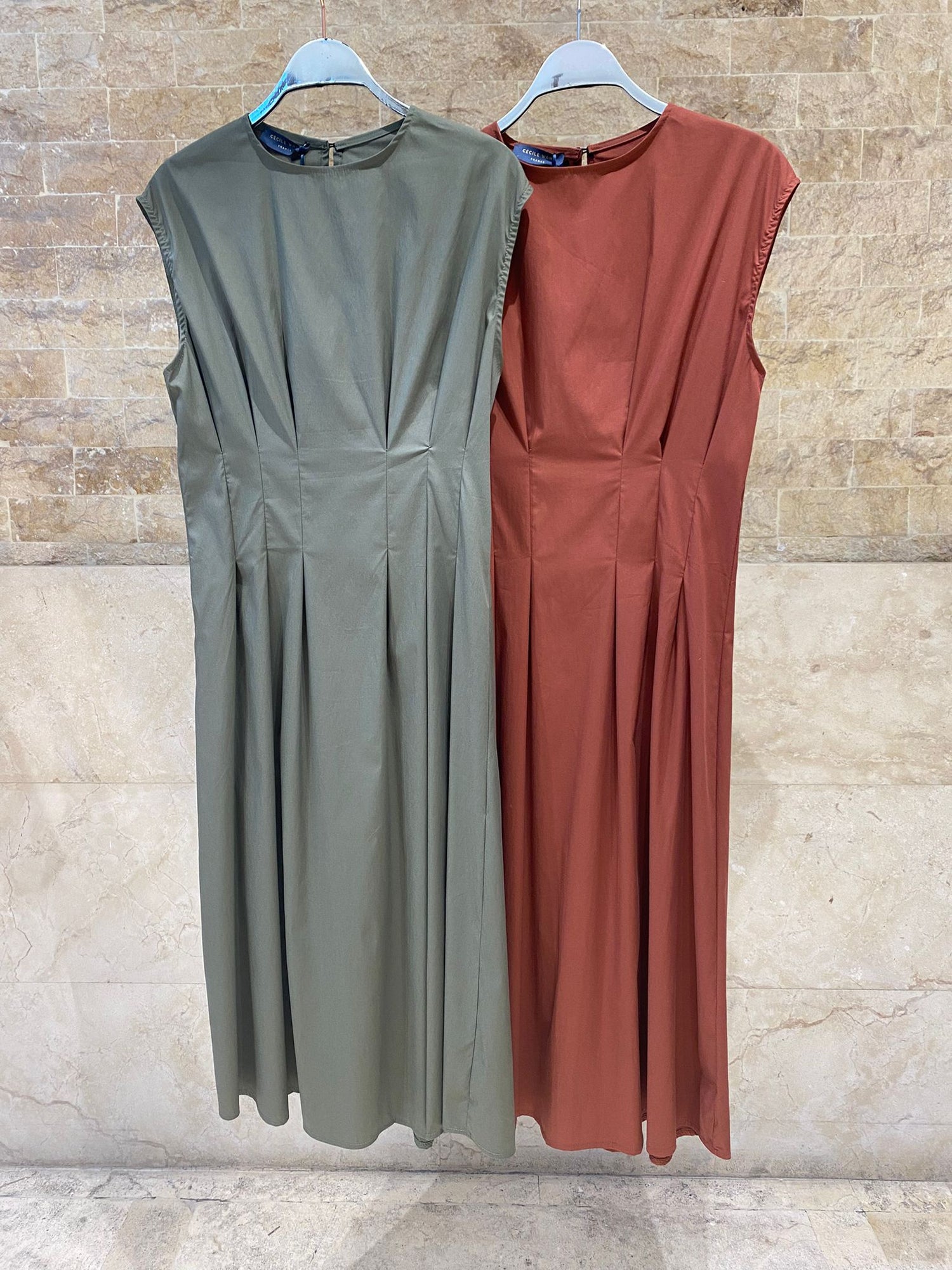 TDM30626 Structural Sleeveless Dress فستان بلا أكمام بقصة هيكلية