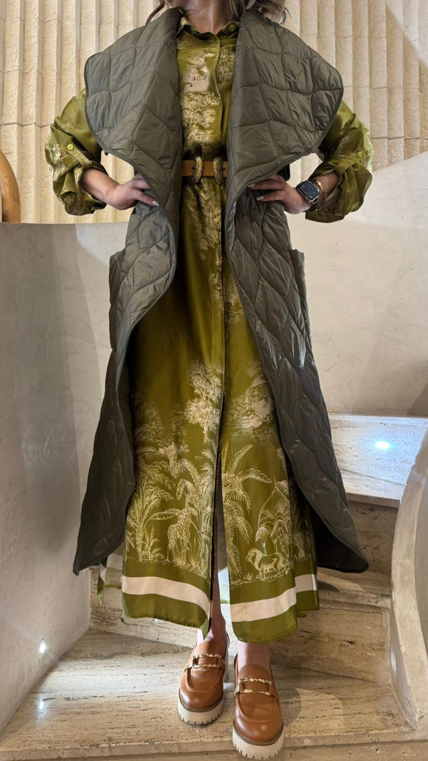 8401.3024 Wide Collared Puffer Vest سترة منتفخة ذات ياقة واسعة