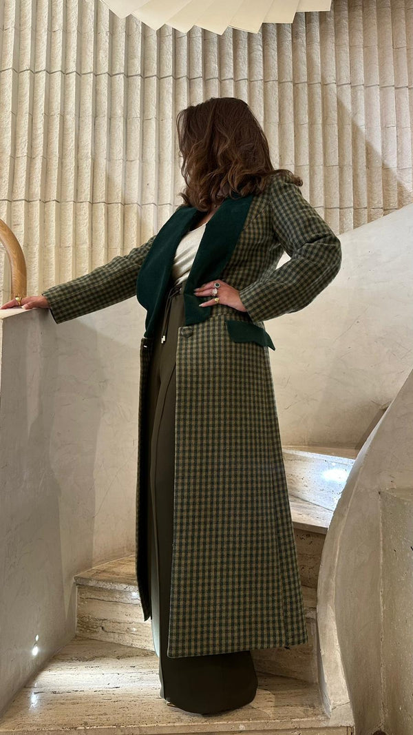 Gaspari معطف منقوش من المخمل بياقة مربعة