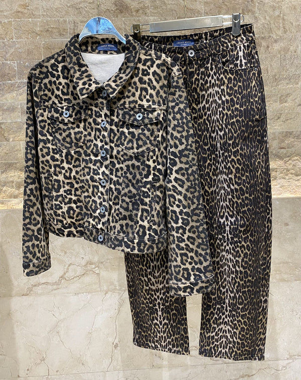 SD8065/1697 Set Leopard Print Short Jacket and Pant جاكيت قصير وبنطال بنقشة جلد النمر
