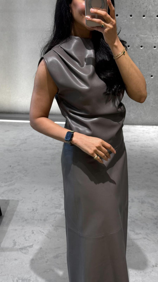 54-2036/6017 Faux Leather Top with Long Skirt بلوزة من الجلد الصناعي مع تنورة طويلة