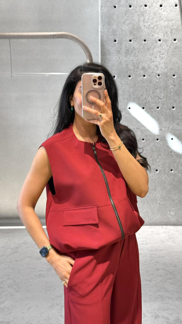 54-1025/5043 Sleeveless Jacket and Wide Leg Pants سترة بدون أكمام وبنطال واسع الساقين