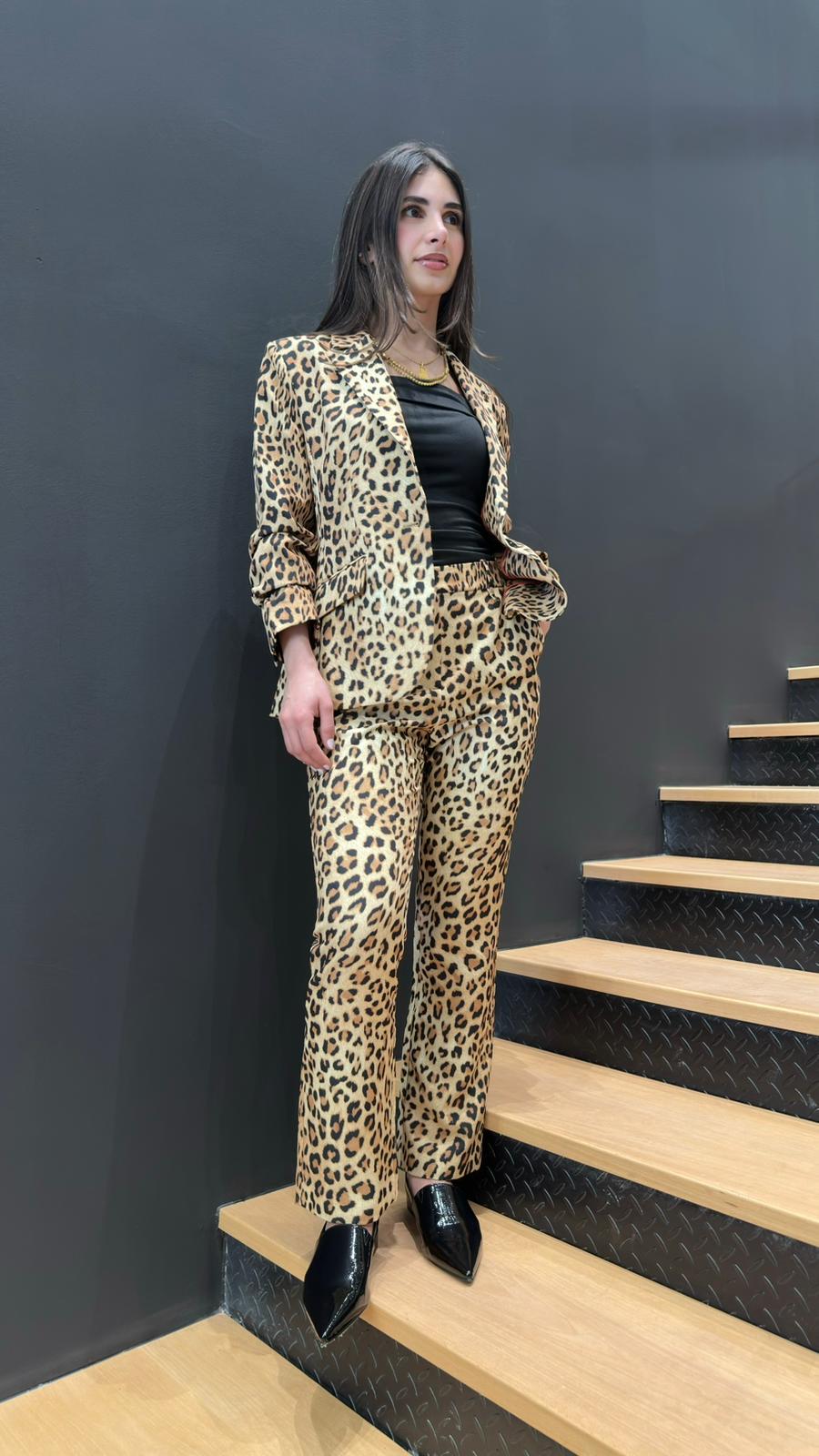 LS2602033/4033 Leopard Print Jacket and Pants سترة وبنطال بنقشة الفهد - Brown Loft