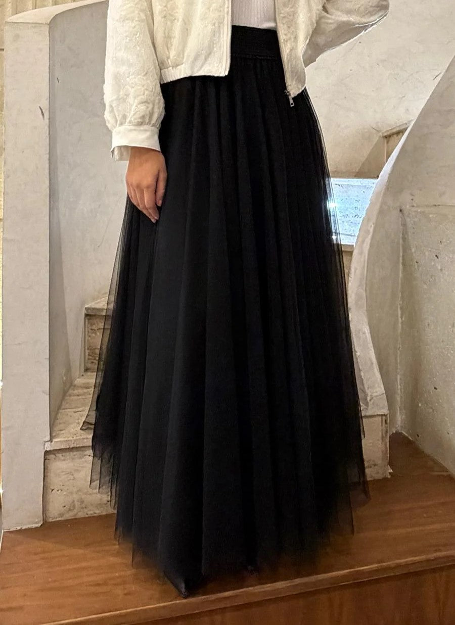08365 Long Tulle Skirt