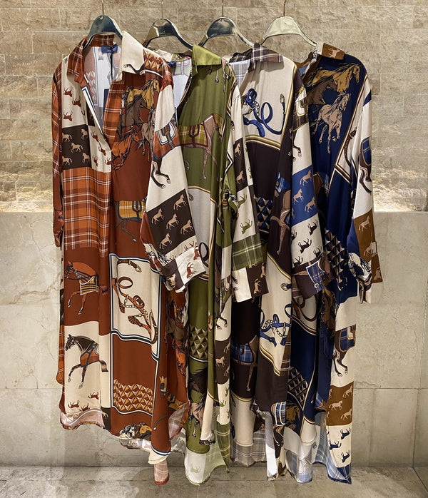 KD6120VS-30 Horse Print Satin Dress فستان ساتان بطبعة حصان