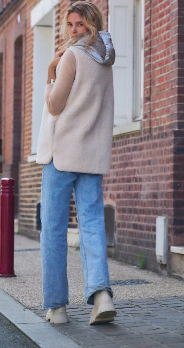 Mila سترة صوفية بسحاب وغطاء رأس بلون مغاير