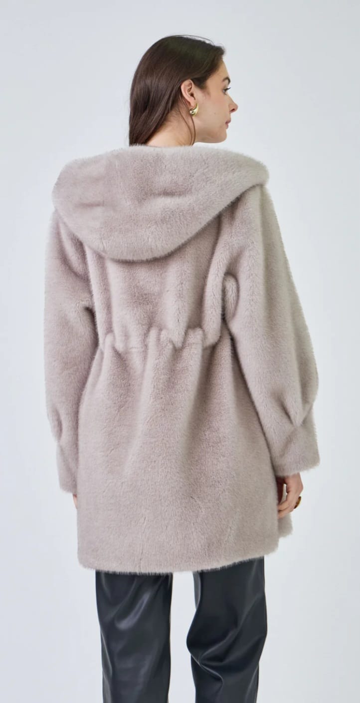 Lisa - Faux Fur Long Coat - Brown Loft