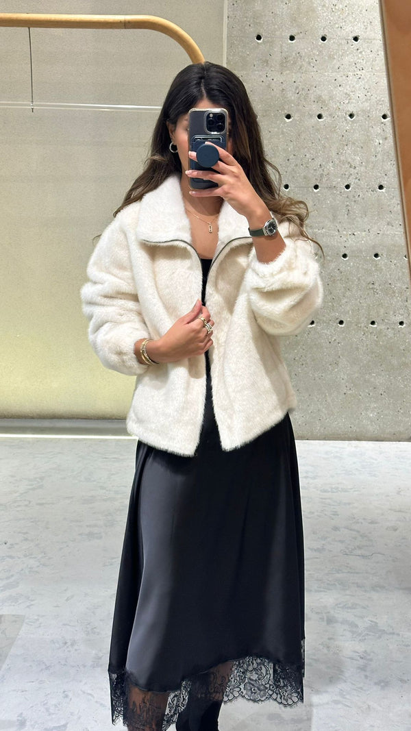 Melia سترة من الفرو الصناعي بسحاب وياقة عالية