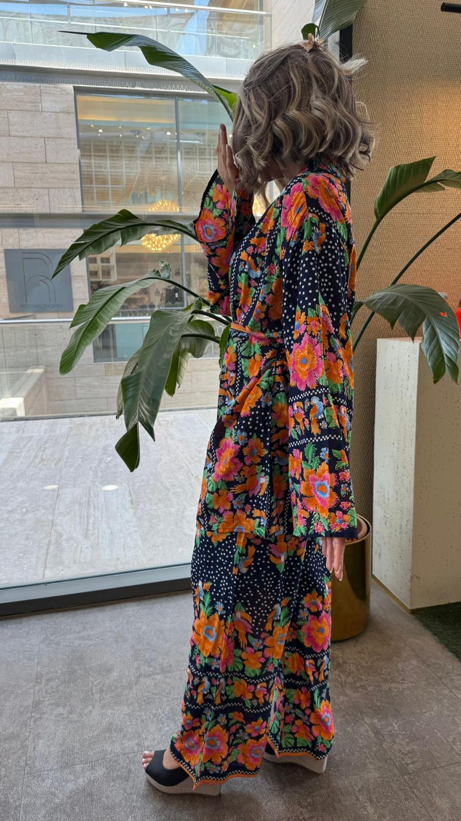 I121 Floral Printed Belted Long Cardigan with Matching Wide Leg Pants - Brown Loft