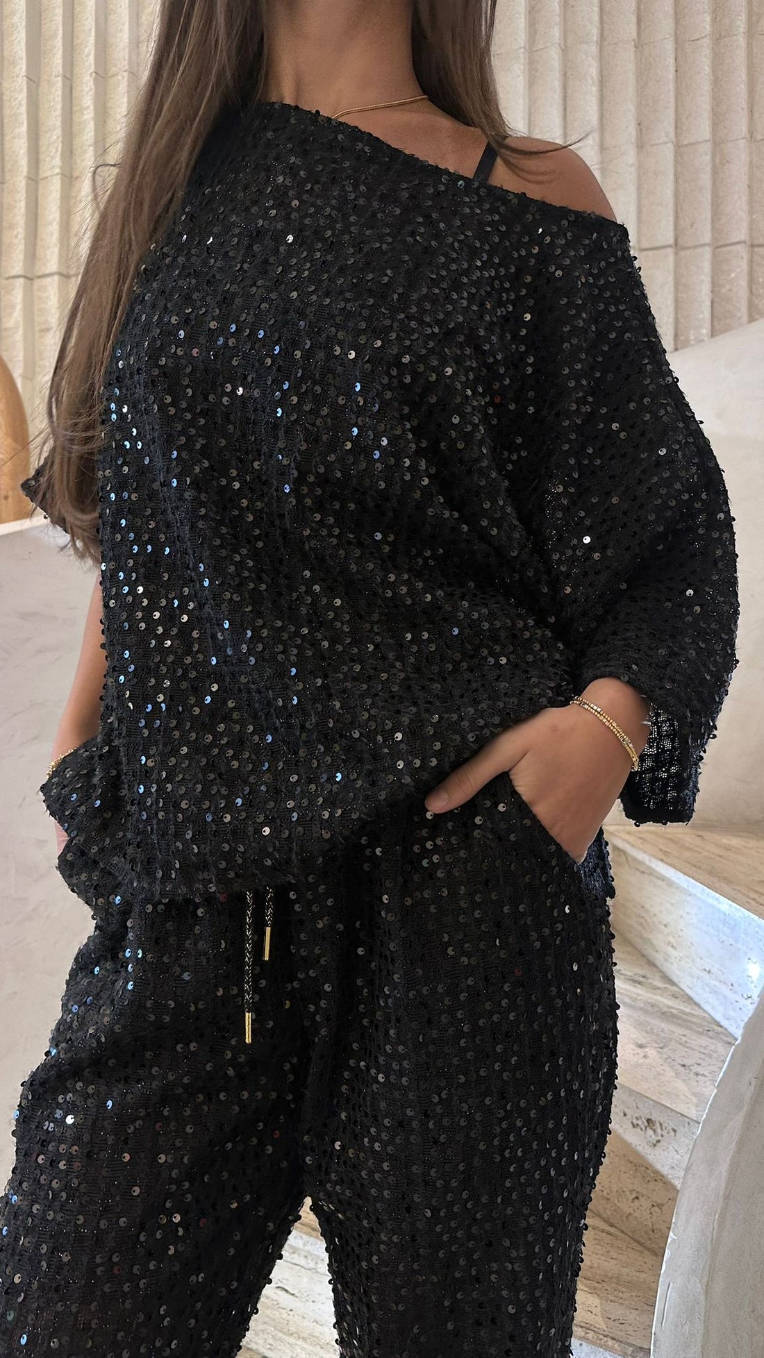 53-2167 Sequins Tops بلوزات مزينة بالترتر - Brown Loft