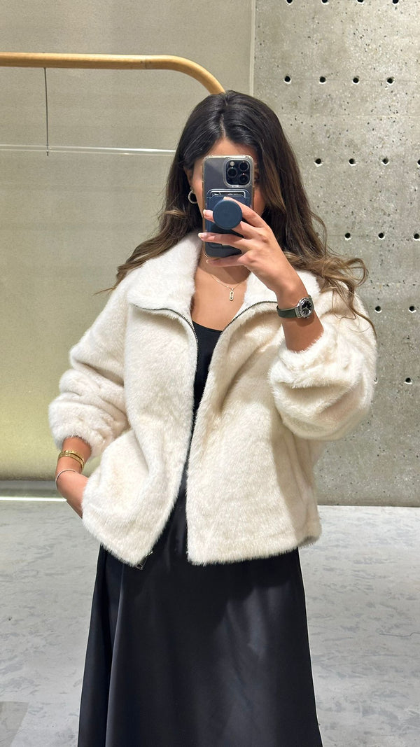 Melia سترة من الفرو الصناعي بسحاب وياقة عالية