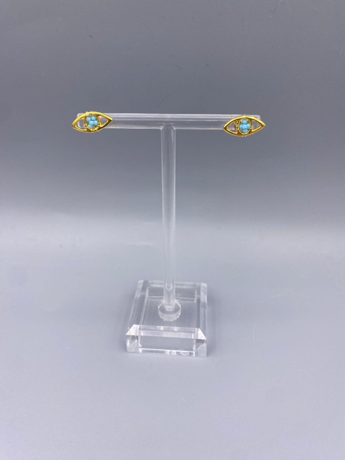 Vista E-11176 Small Eye Shape Earring