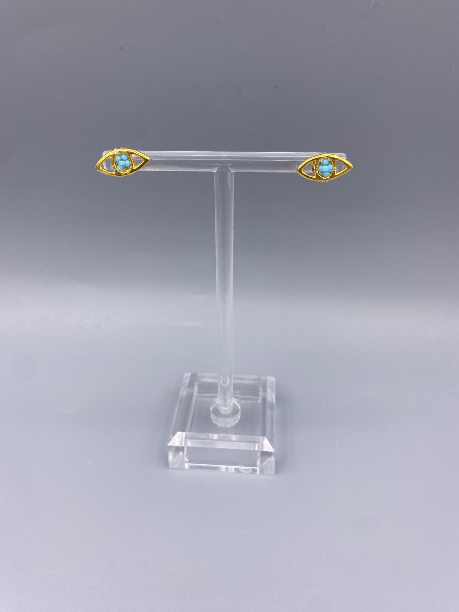 Vista E-11176 Small Eye Shape Earring
