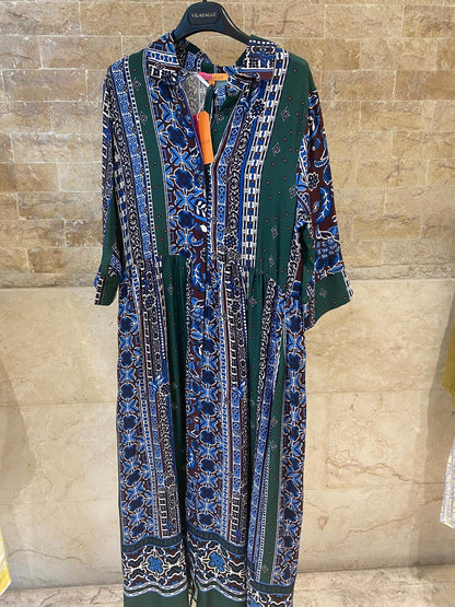 Long Dress with Friezes and Blue Flowers 34168