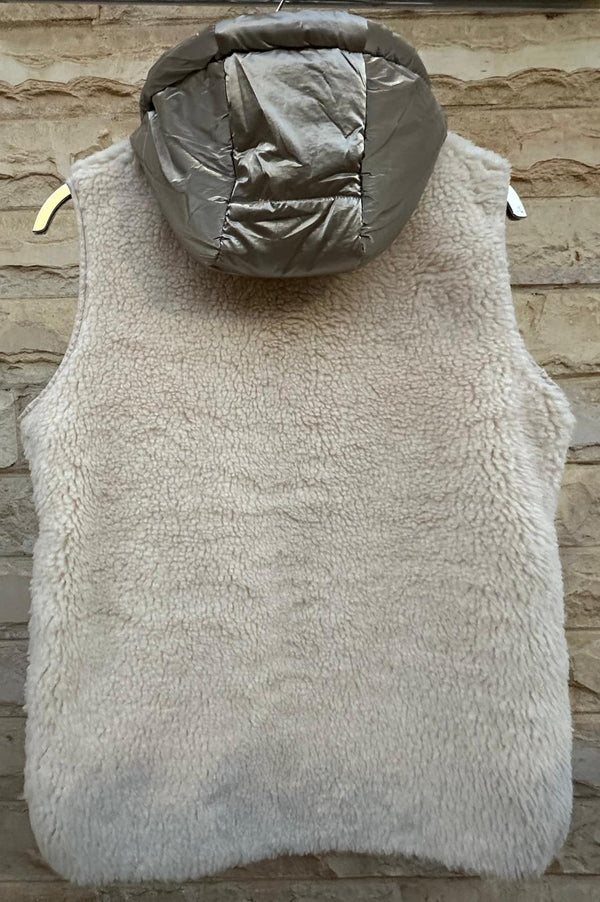 Mila سترة صوفية بسحاب وغطاء رأس بلون مغاير