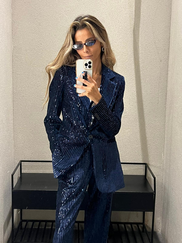 32636/32642 جاكيت مخملي مزين بالترتر وبنطلون مخملي مزين بالترتر بساق مستقيمة