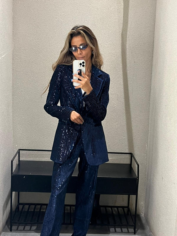 32636/32642 جاكيت مخملي مزين بالترتر وبنطلون مخملي مزين بالترتر بساق مستقيمة