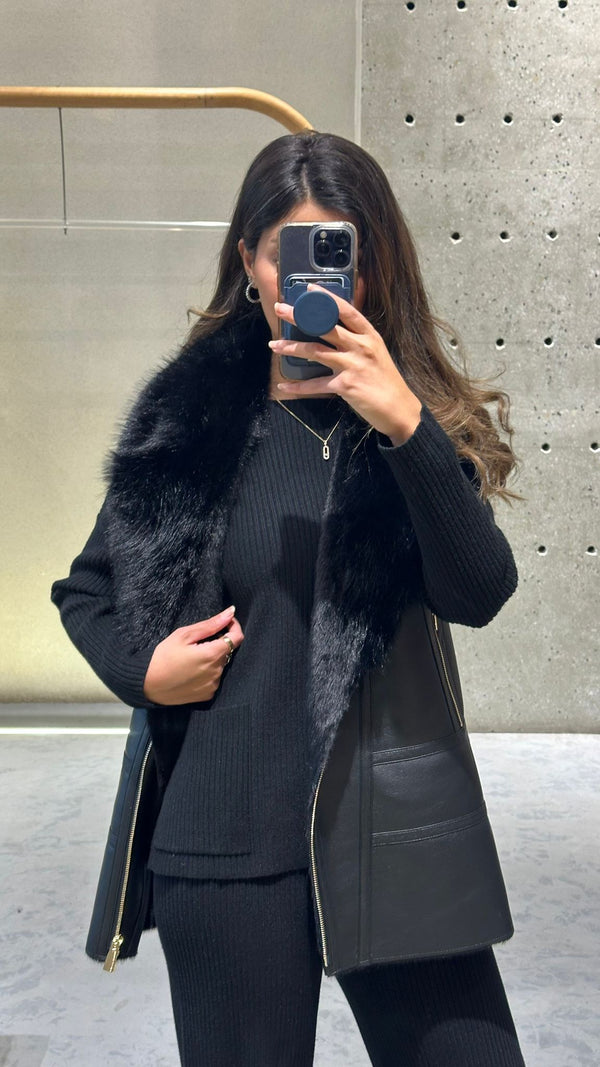 2501013 Faux Leather Double Sided Vest سترة جلدية صناعية مزدوجة الجوانب