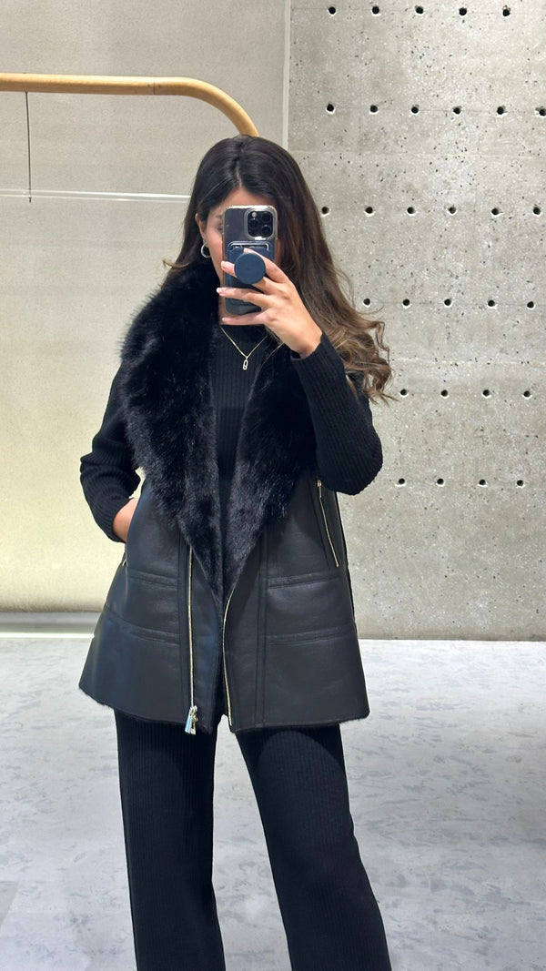 2501013 Faux Leather Double Sided Vest سترة جلدية صناعية مزدوجة الجوانب