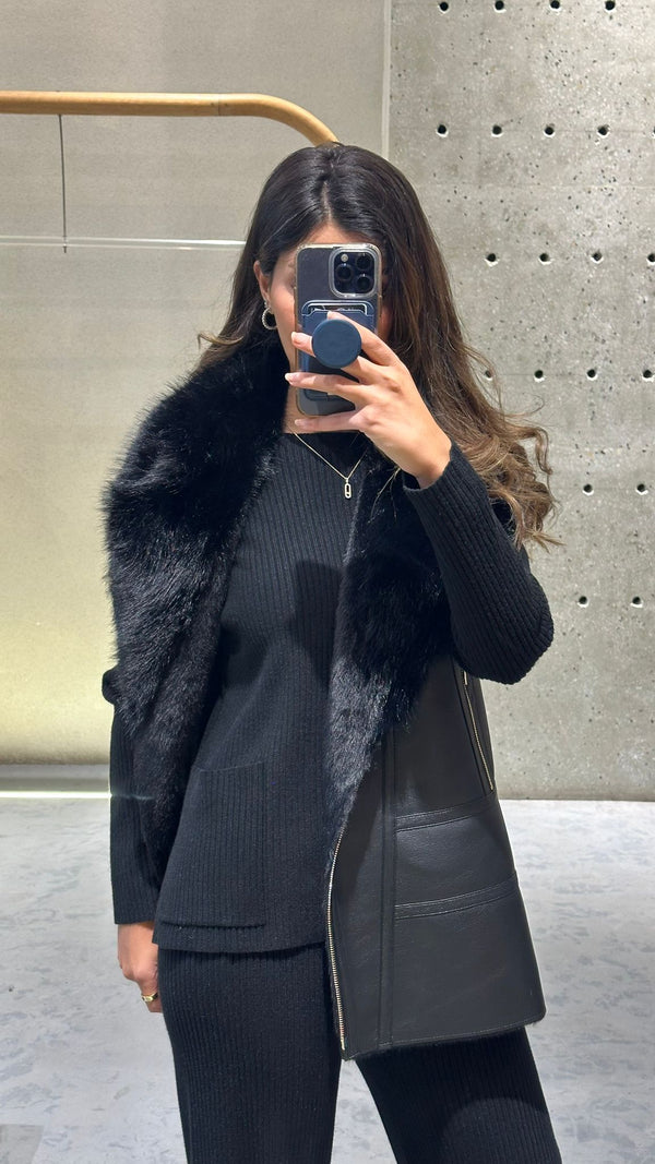 2501013 Faux Leather Double Sided Vest سترة جلدية صناعية مزدوجة الجوانب