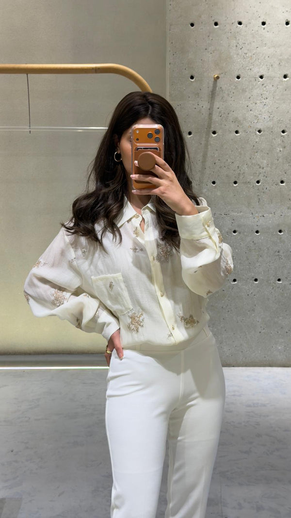 Layla Floral Embroidery Beads Oversized Shirt قميص واسع مطرز بالخرز والزهور