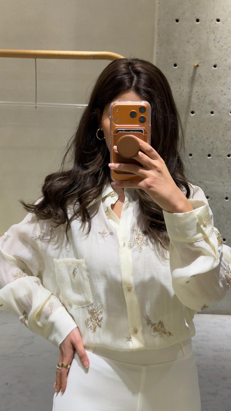 Layla Floral Embroidery Beads Oversized Shirt قميص واسع مطرز بالخرز والزهور - Brown Loft
