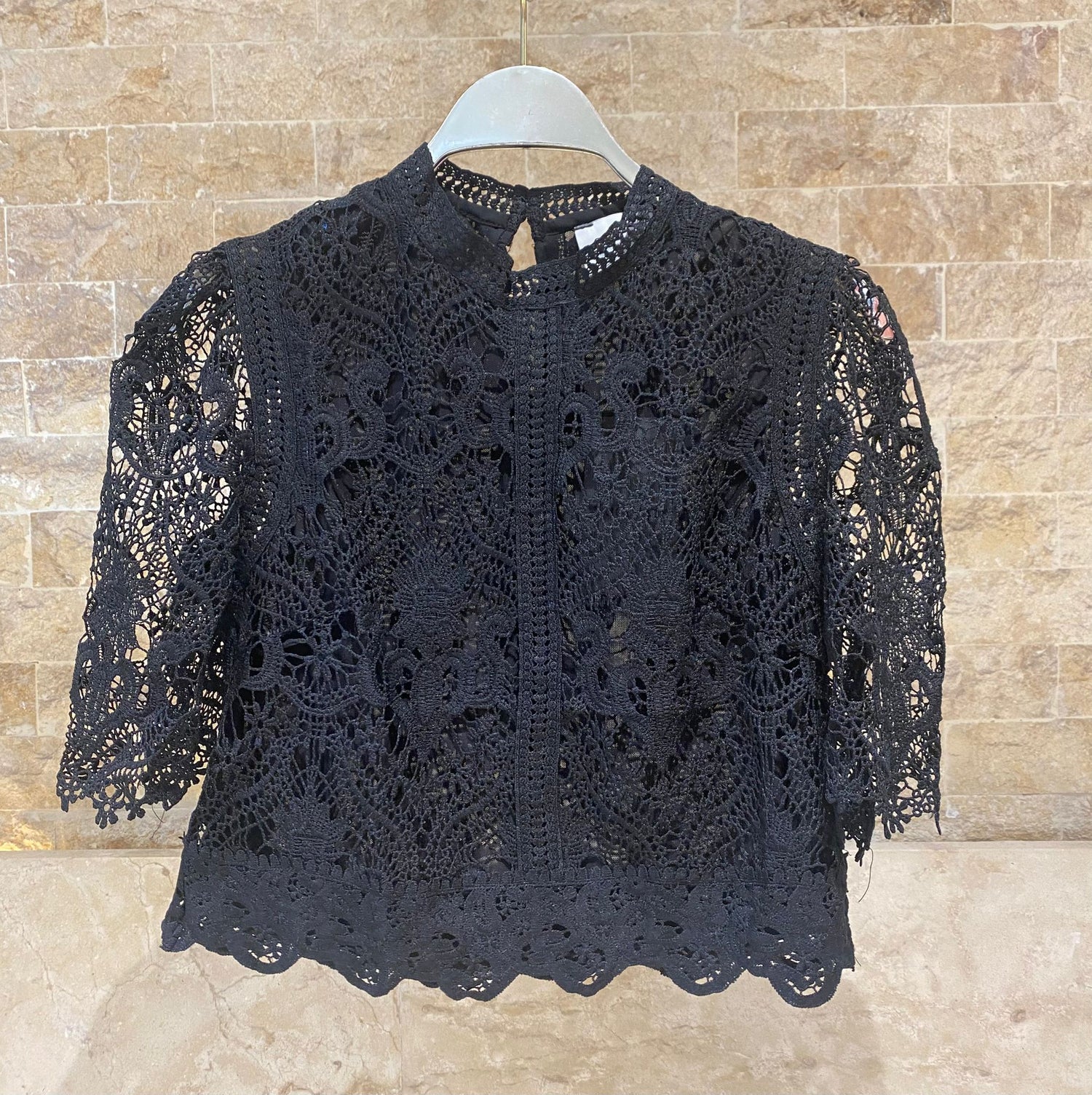 Cropped Floral Lace Top 80973