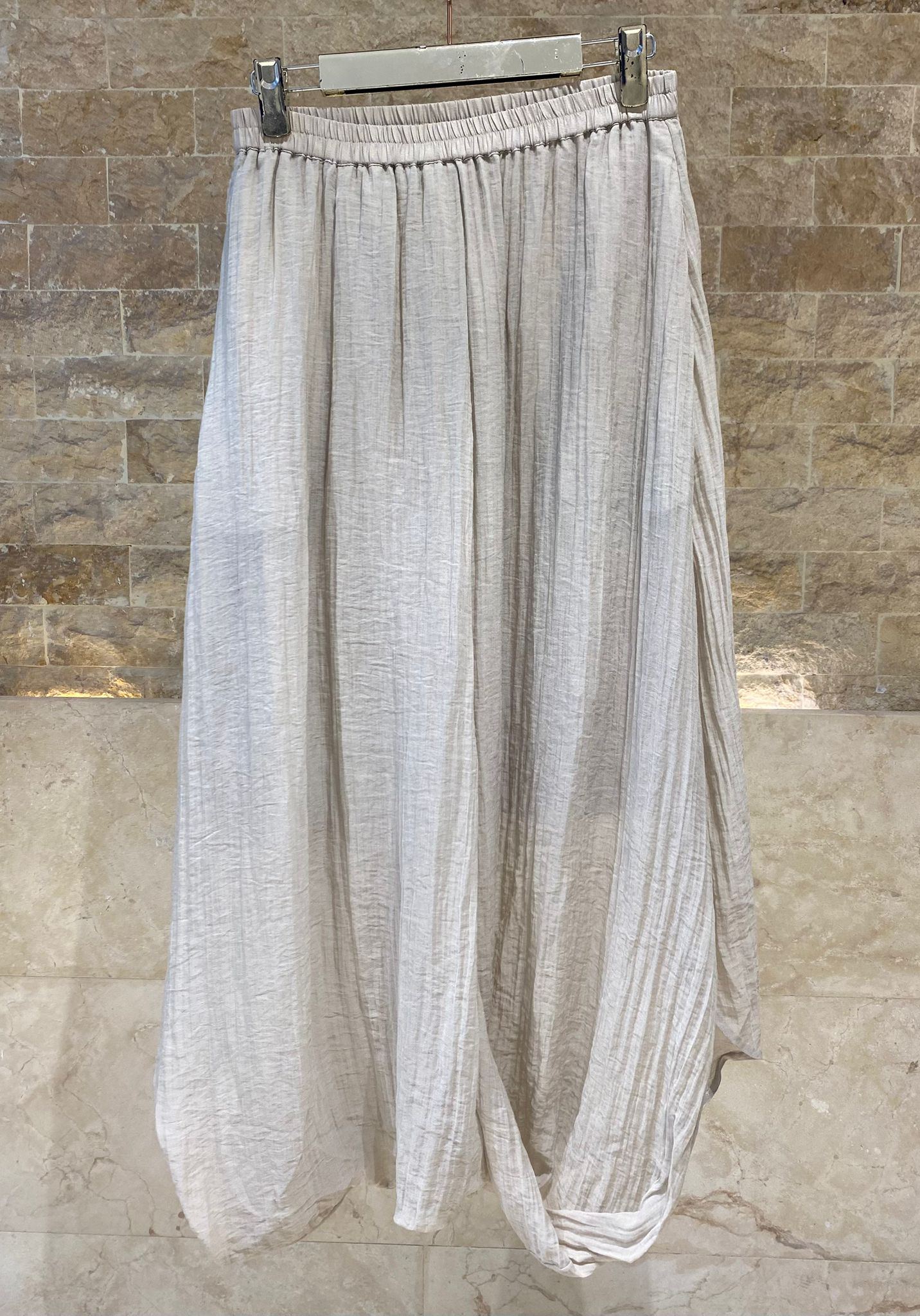 Crinkled Texture Sleeveless Top and Skirt Set 26S-1019/7020 - Brown Loft