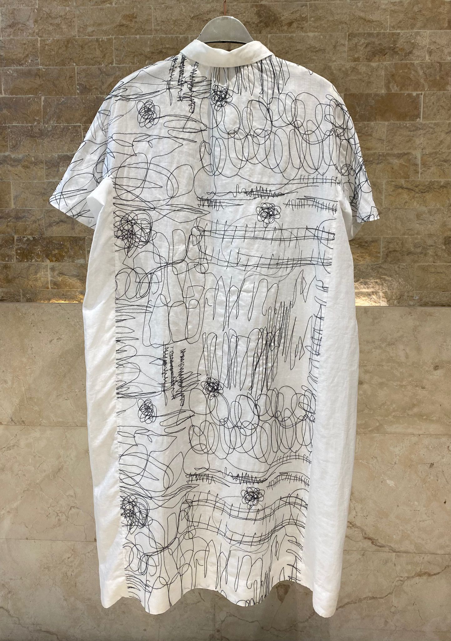 26S-3052 Scribble Print Oversized Flowy Dress - Brown Loft