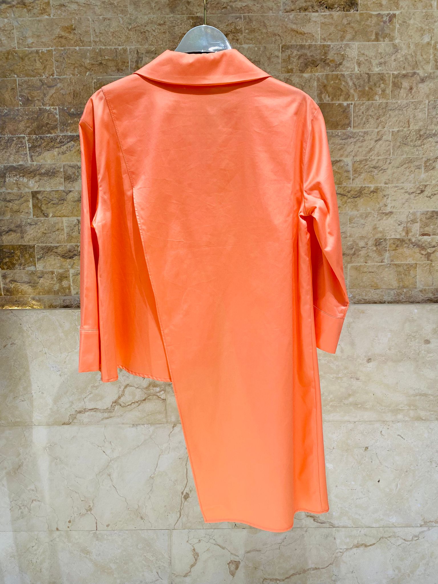 Asymmetrical Longline White Shirt 26SS-BZ352 - Brown Loft