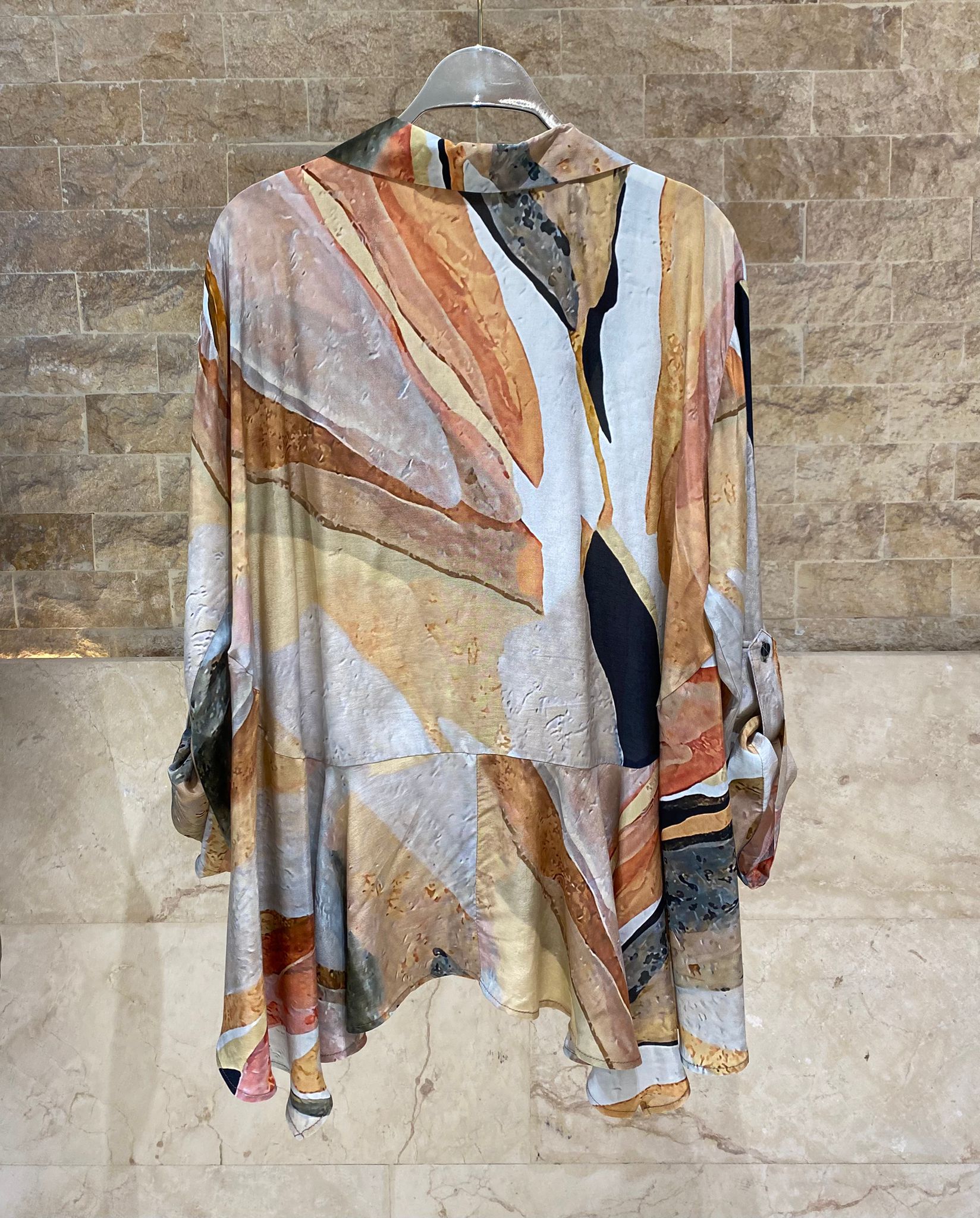 26SS-BZ324 Abstract Print Shirt - Brown Loft
