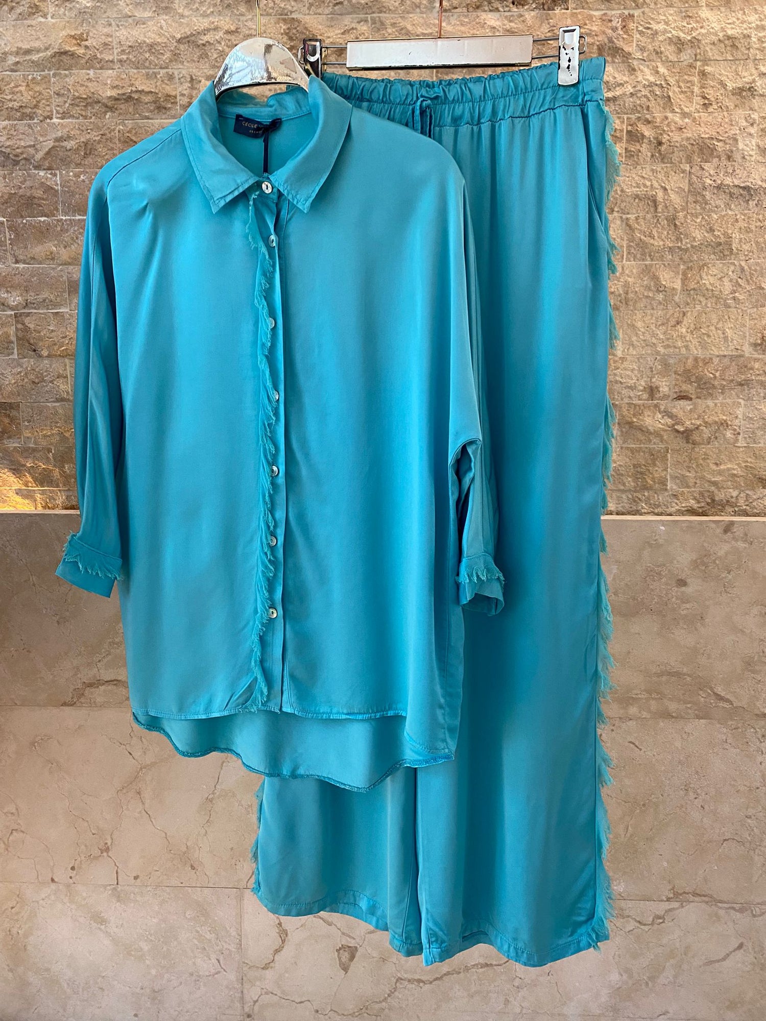 KD8607/05VS Satin Shirt and Pants قميص وبنطال من الساتان - Brown Loft