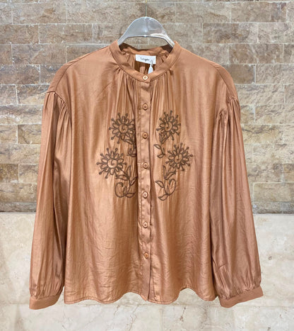Embroidered Oversized Top CWQ6025