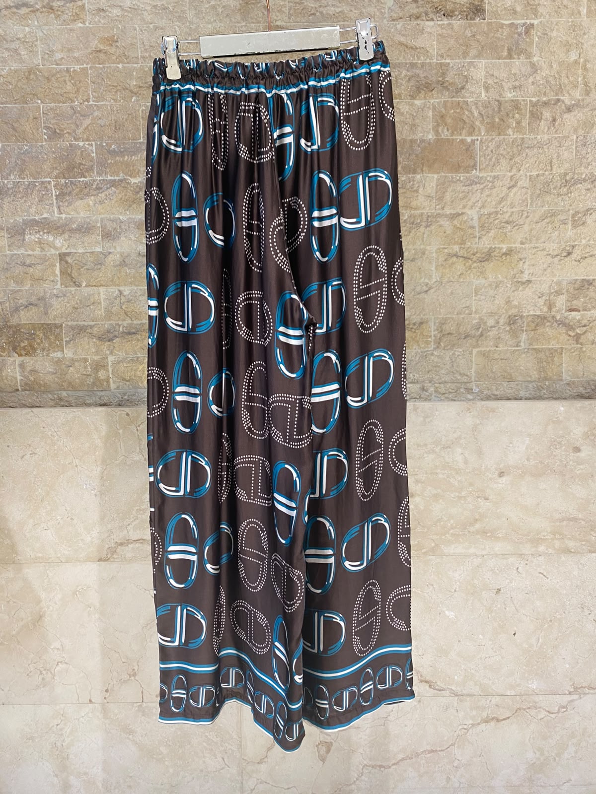 KD7365/6637VS-43 Chain Link Pattern Satin Shirt and Pants
