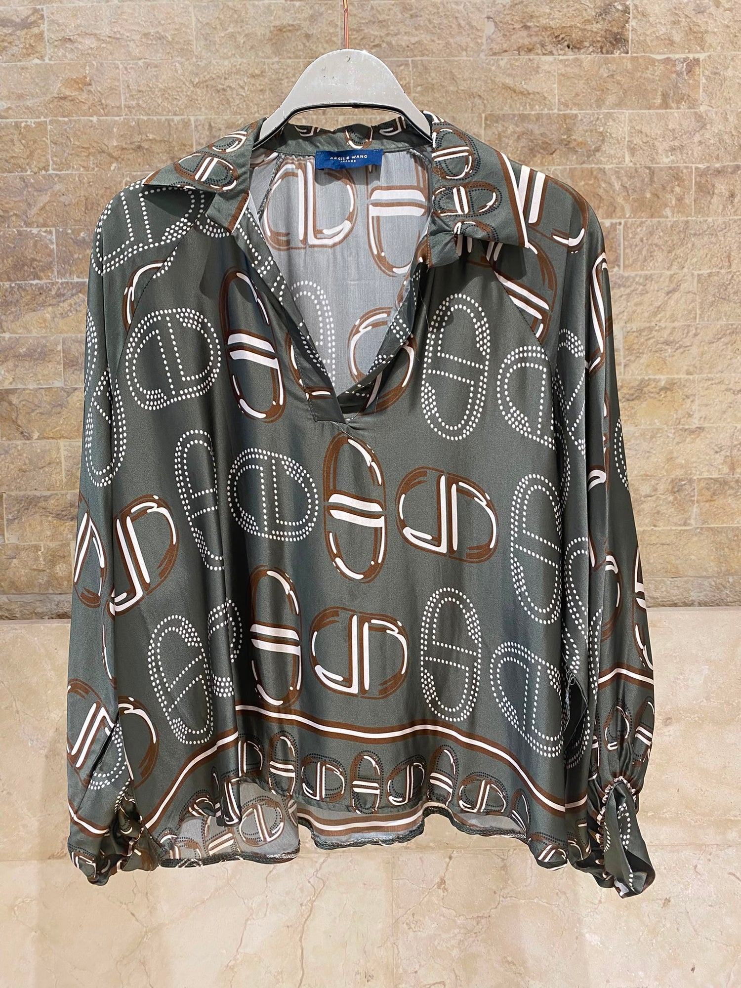 KD7365/6637VS-43 Chain Link Pattern Satin Shirt and Pants
