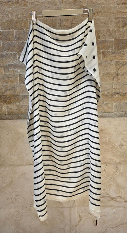 C211039 Stripes and Dots Pattern Scarf