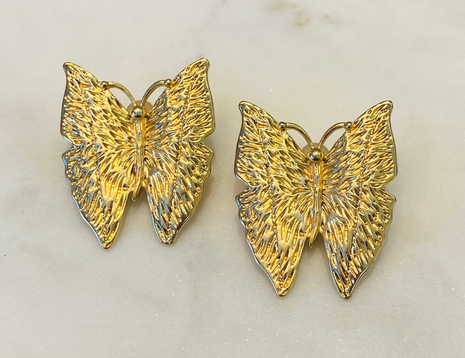 Xena Earrings أقراط الفراشة محكم
