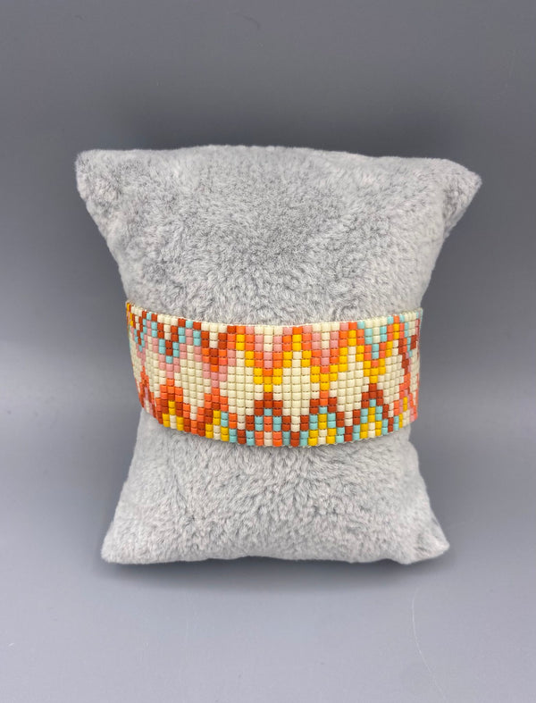 Andes B-M 11149 - Multicolor Zigzag Beaded Bracelet