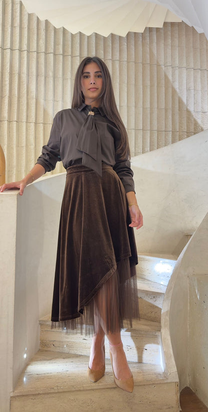 Q37516 Asymmetrical Velvet Skirt