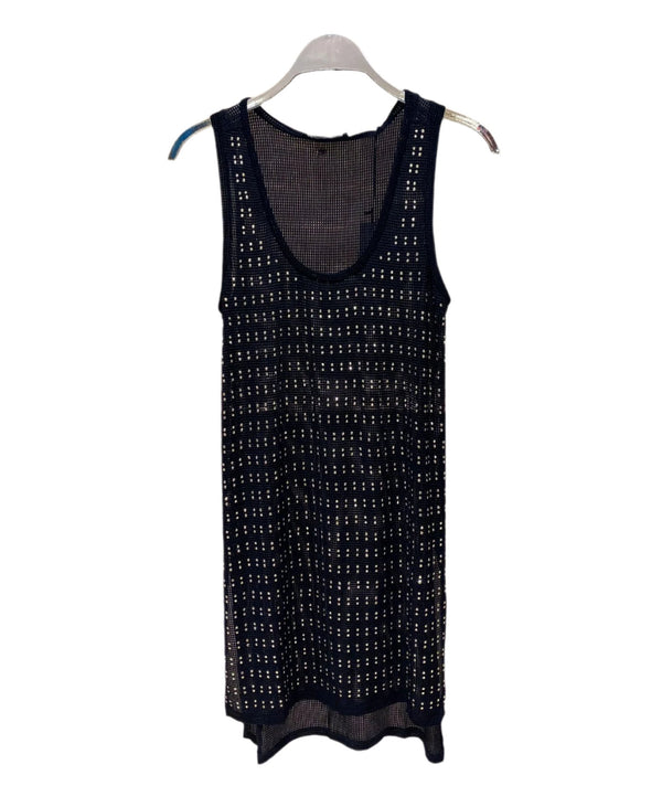 Long Sleeveless Top بلوزة طويلة بلا أكمام