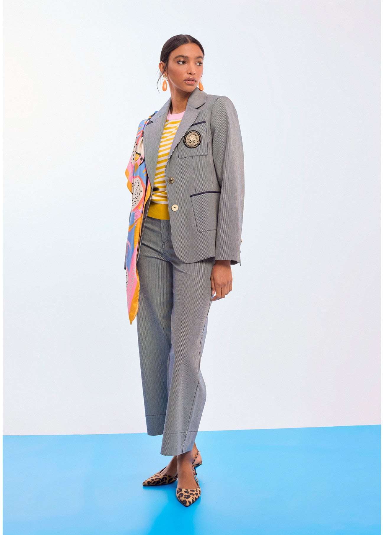LS2602036/4016 Pinstripe Jacket and Pants سترة وبنطال مخطط - Brown Loft