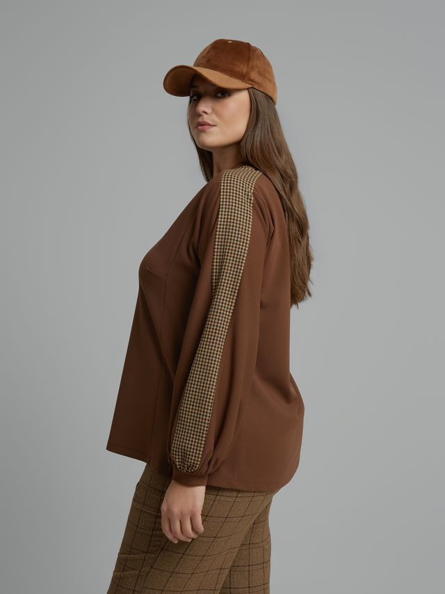 Oversized Top with Checked Sleeves 8601.1013