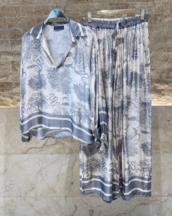 KD7365G - Oversized Satin Top and Wide Leg Pants Fashion Set