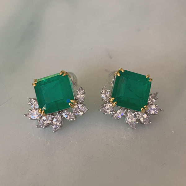 Emerald with Marquiz Cz Diamond  Earrings الزمرد مع أقراط ماركيز تشيكوسلوفاكيا الماس