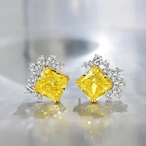 Yellow Diamond Stud Earrings أقراط الماس الأصفر