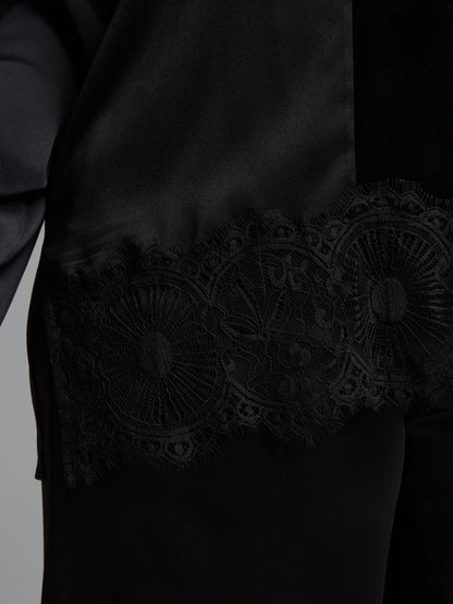 Velvet Top with Lace Detail 8601.1037