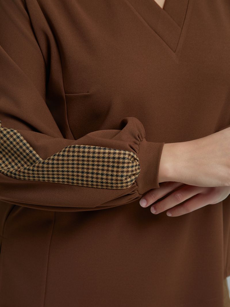 Oversized Top with Checked Sleeves 8601.1013